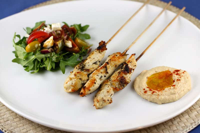 New Jersey Bride—greek-chicken-skewers-01