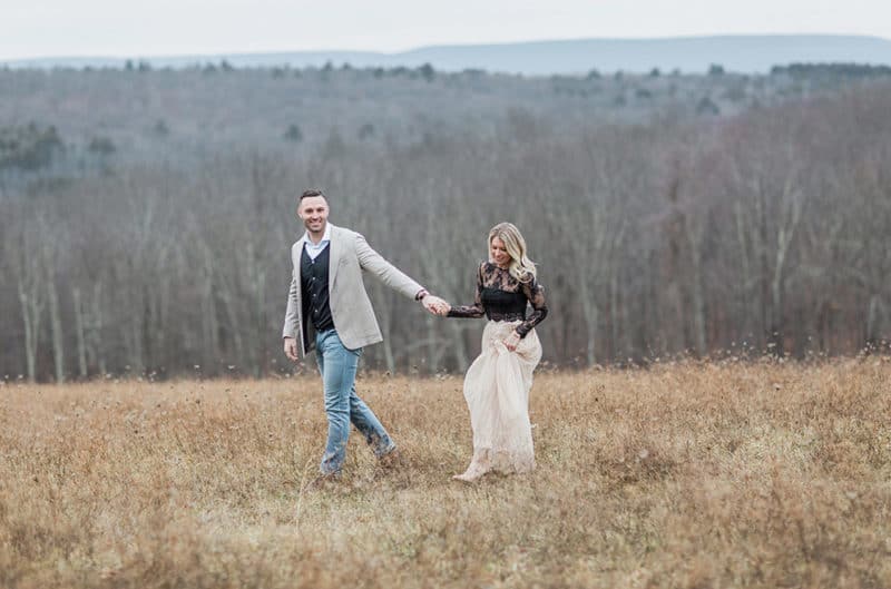 Outdoor rustic winter engagement session