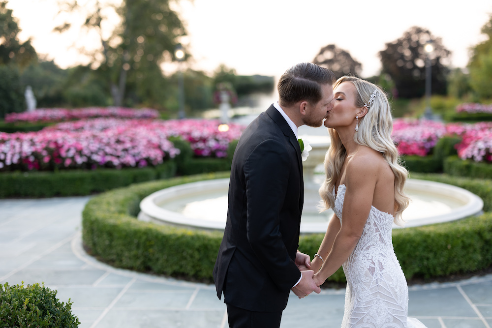 The Park Chateau is a wedding venue that is the perfect setting for a garden wedding in NJ.