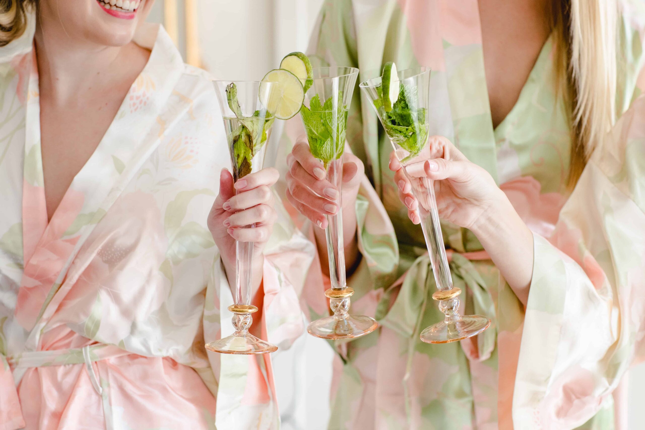 Getting-Ready-Park-Chateau-Vanessa-Joy-Photography