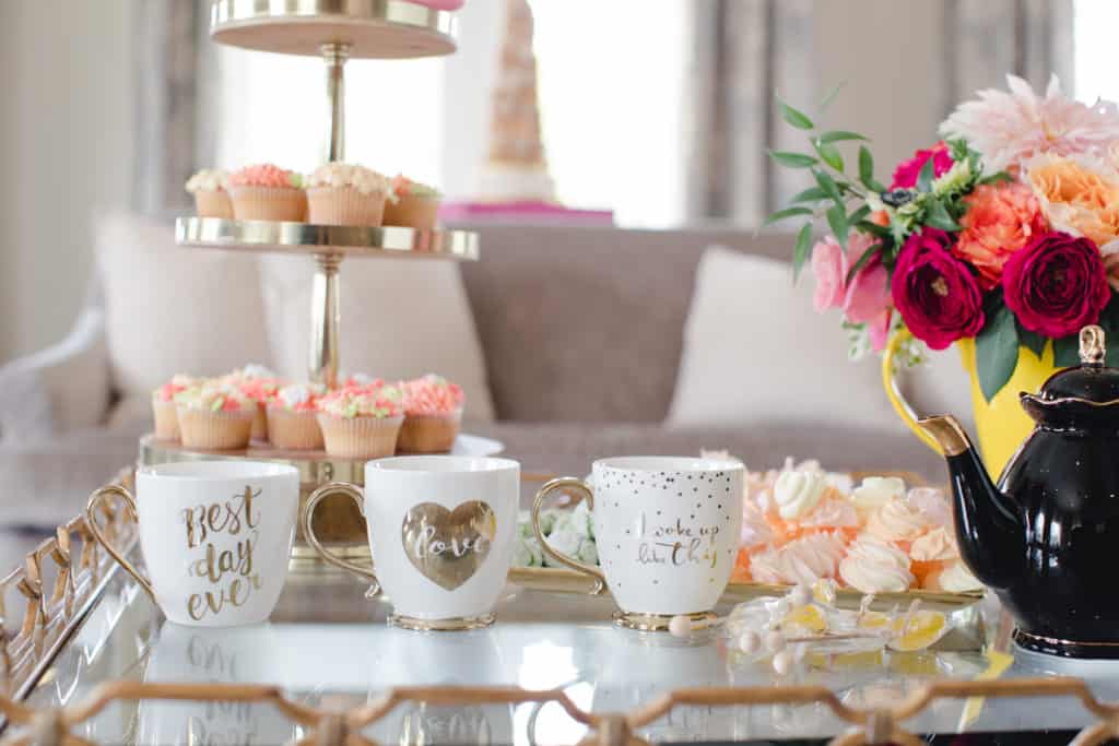 Getting-Ready-Park-Chateau-Vanessa-Joy-Photography