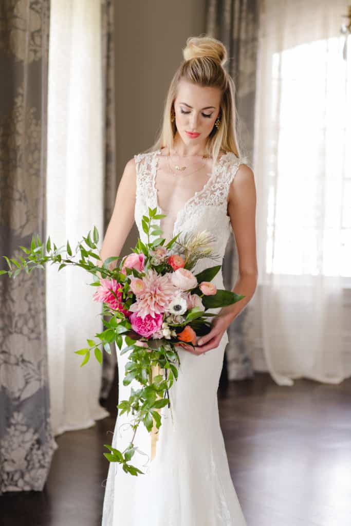 Getting-Ready-Park-Chateau-Vanessa-Joy-Photography