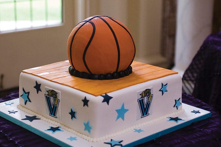 Villanova Grooms Cake
