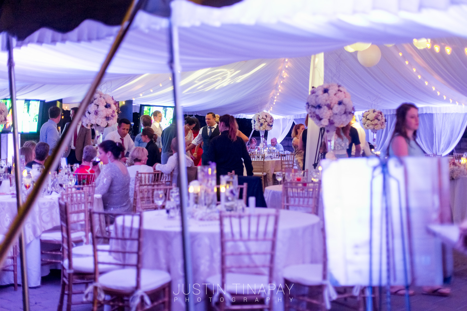 Tent-wedding-Justin-Tinapay