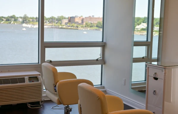 Oyster Point Hotel Gallery 2