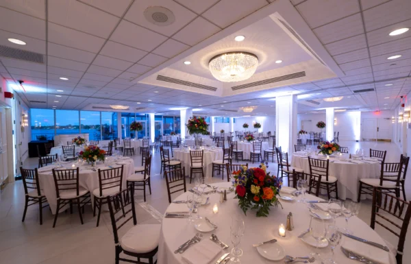 Oyster Point Hotel Gallery 9