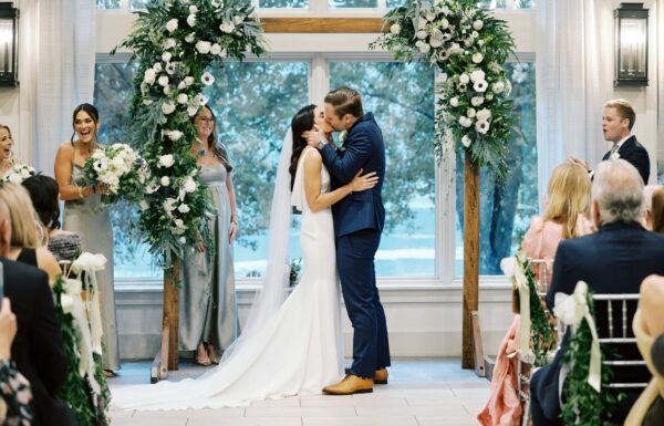 The wedding of A Lakeside Wedding With a Simple and Serene Vibe Gallery 5