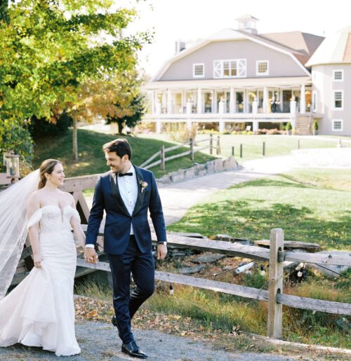 The wedding of A ‘Refined Rustic’ Aesthetic Created An Elegant Autumn Big Day