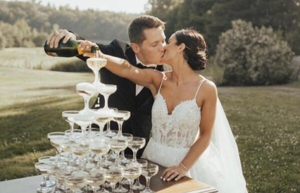 Category Vendor HeartsforYouBridal