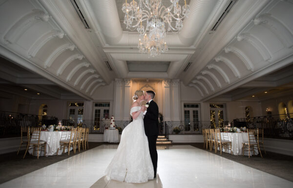 The wedding of These Irish-Dance Teachers Had Bagpipers and Did a Group Performance on Their Wedding Day Gallery 7