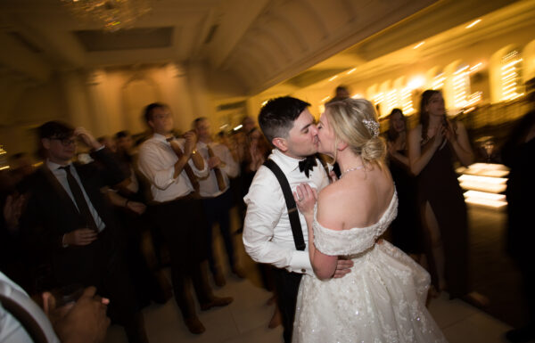 The wedding of These Irish-Dance Teachers Had Bagpipers and Did a Group Performance on Their Wedding Day Gallery 30