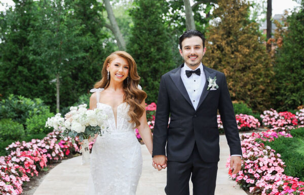 The wedding of A Timeless Summer Wedding With Neutral Florals & Dancing Robots Gallery 5