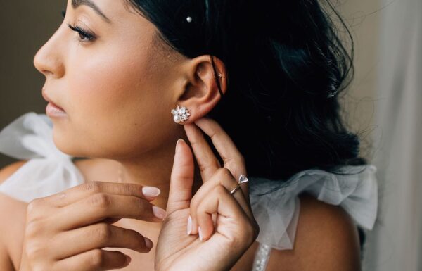 The wedding of An Elegant Country Club Wedding with a Pastel Palette Gallery 4