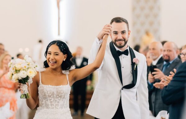 The wedding of An Elegant Country Club Wedding with a Pastel Palette Gallery 5