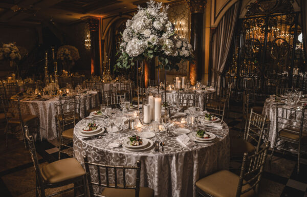 The wedding of Classic Elegance at This Wedding at the Venetian Gallery 4