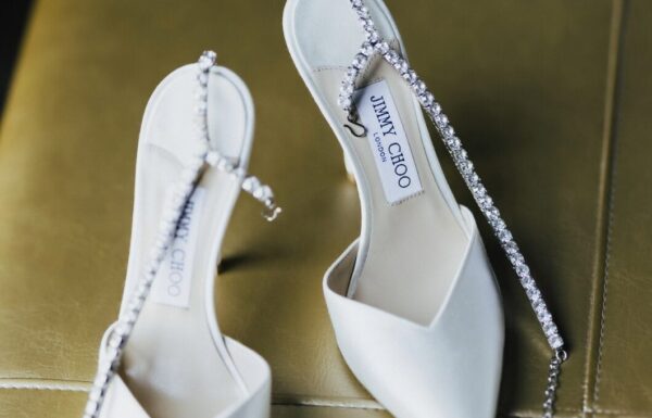 The wedding of A Timeless Black and White Palette Plus Entertainers on Stilts at This Wedding Gallery 16