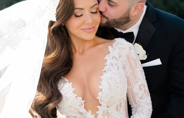 The wedding of A Black-Tie Wedding With a Black, White & Gold Palette Gallery 0