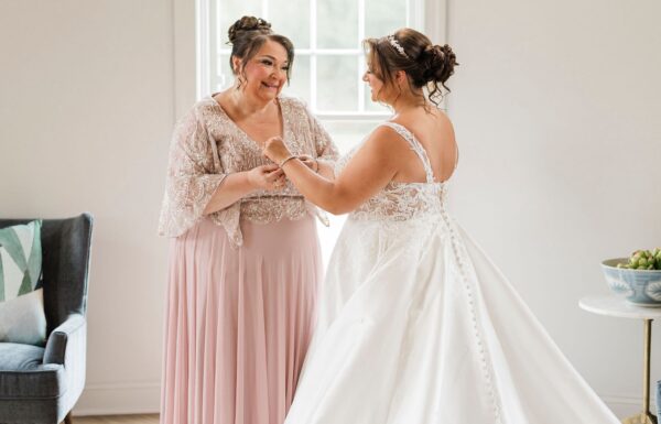 Curvy Bride Gallery 4