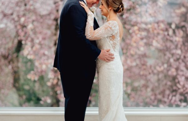 The wedding of This Couple Paid Tribute to The Restaurant Where They Met Gallery 11