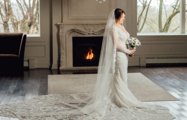 The wedding of This Couple Paid Tribute to The Restaurant Where They Met Gallery 4