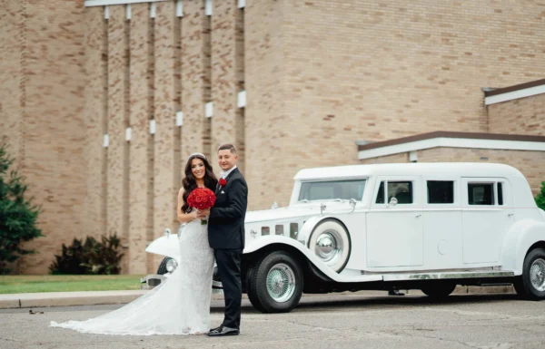 The wedding of This Couple Painted the Town Red With Bold, Crimson Roses Everywhere Gallery 13