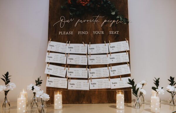 The wedding of An Elegant and Romantic Wedding With Pops of Blue, Red and Gold Gallery 11