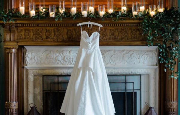 The wedding of Classic Elegance at This Fall Wedding at Natirar Gallery 9