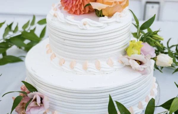 Love-It Awards Category Vendor Gallery TwoFieldsBakeshop