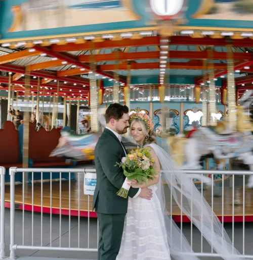 The wedding of A ‘Shorely in Love’-Themed Wedding With a ‘Retro-Beach’ Aesthetic