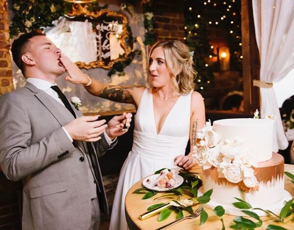 Cakes Listing Category The Hudson Cakery