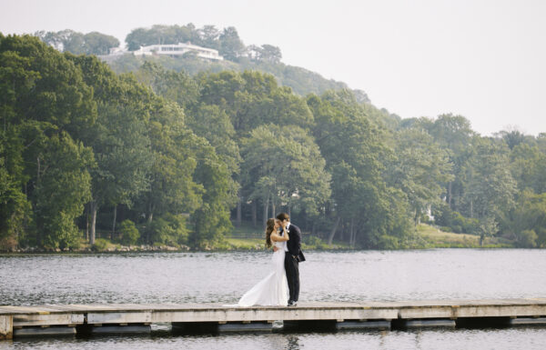 The wedding of Alexa & Tom at Indian Trail Club Gallery 10