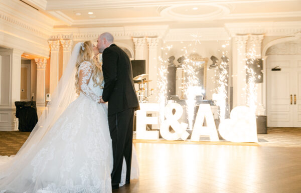 The wedding of The Bride Wore a Royal-Inspired Gown With a ‘Bit of Jersey Sass’ At This Park Savoy Wedding Gallery 3