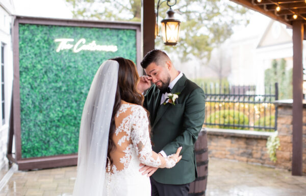 The wedding of A Christmas-Inspired Wedding “Straight Out of a Hallmark Movie” Gallery 19