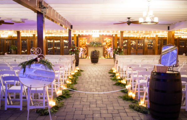 The wedding of A Christmas-Inspired Wedding “Straight Out of a Hallmark Movie” Gallery 23