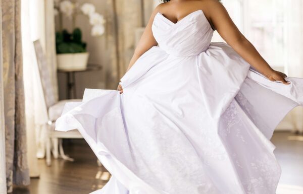 The wedding of Jewel Tones & Extravagant Flowers Made This Park Chateau Wedding So Luxe Gallery 6