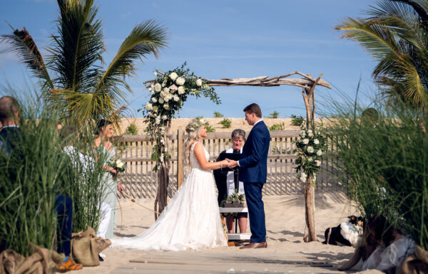 The wedding of Amanda & Bryan at The Sea Shell Resort & Beach Club Gallery 4