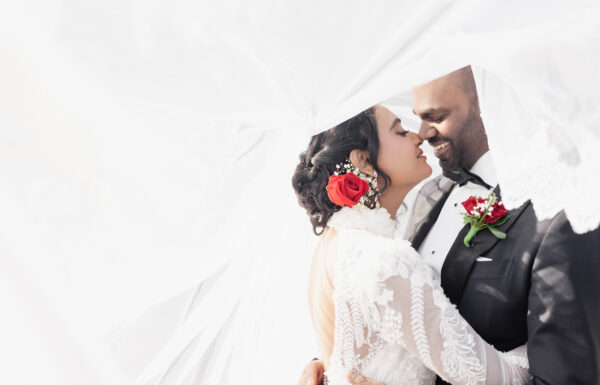 The wedding of Extravagant Florals and Celestial Vibes at This “Starlight”-Themed Wedding Gallery 11