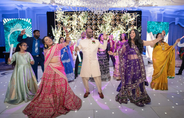 The wedding of Extravagant Florals and Celestial Vibes at This “Starlight”-Themed Wedding Gallery 0