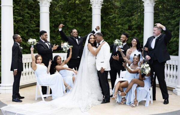 The wedding of Touches of Blue Made This Glam Wedding Special Gallery 2