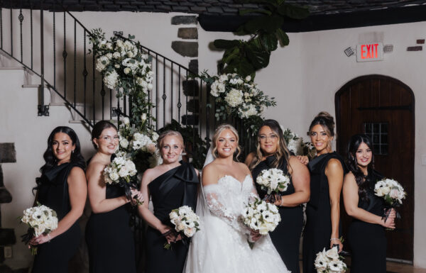 The wedding of A Fairytale Wedding Full of Elegance and Charm Gallery 4