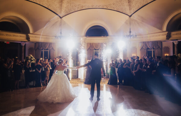 The wedding of A Fairytale Wedding Full of Elegance and Charm Gallery 13