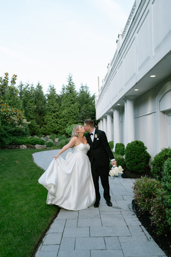 A wedding at the Mansion at Mountain Lakes.