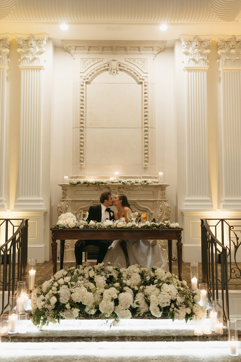 A wedding at Nanina's in the Park.