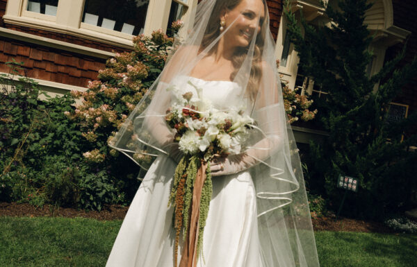 The wedding of DIY Decor Elements & a Green Wedding Cake Created a “Swanky Garden” Vibe at The Albion Summit, a Hotel Venue A wedding at the Albion Summit. Gallery 4