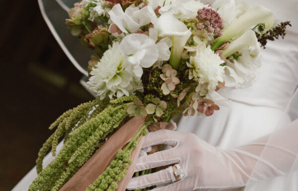 The wedding of DIY Decor Elements & a Green Wedding Cake Created a “Swanky Garden” Vibe at The Albion Summit, a Hotel Venue A wedding at the Albion Summit. Gallery 9