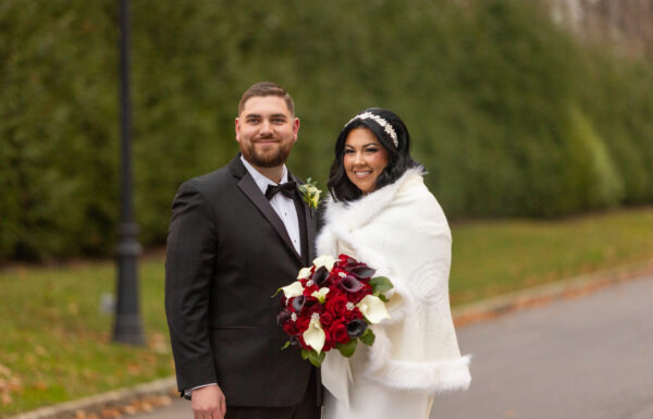 A Christmas Wedding Filled With Love and Holiday Spirit