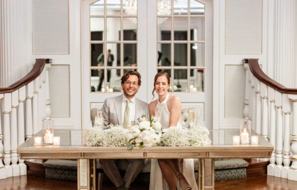 Lake Views and a Breakfast Sandwich To-Go Station at This Fall Shore Wedding