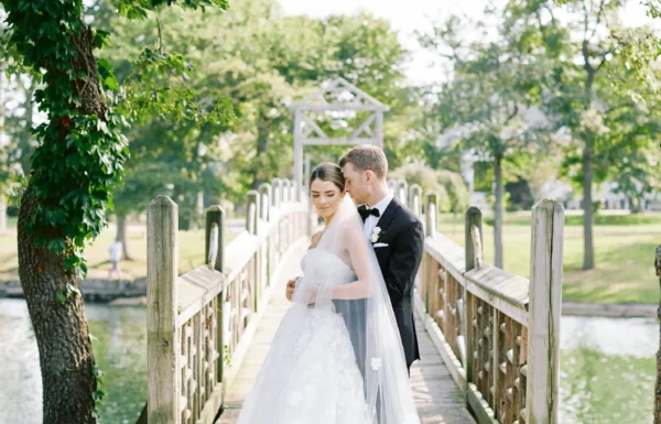 Pops of Hot Pink Completed This Elegant Wedding at The Shore