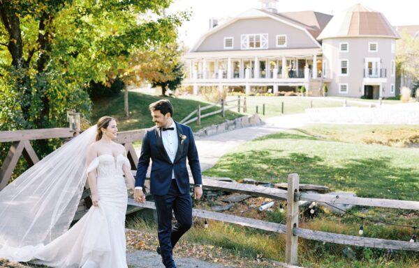 A ‘Refined Rustic’ Aesthetic Created An Elegant Autumn Big Day