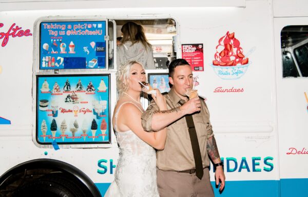 A Wedding at the Bride’s Parents’ Home Let This Couple Make It All Their Own